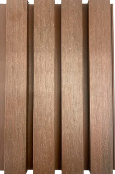Lambrín exterior Teak